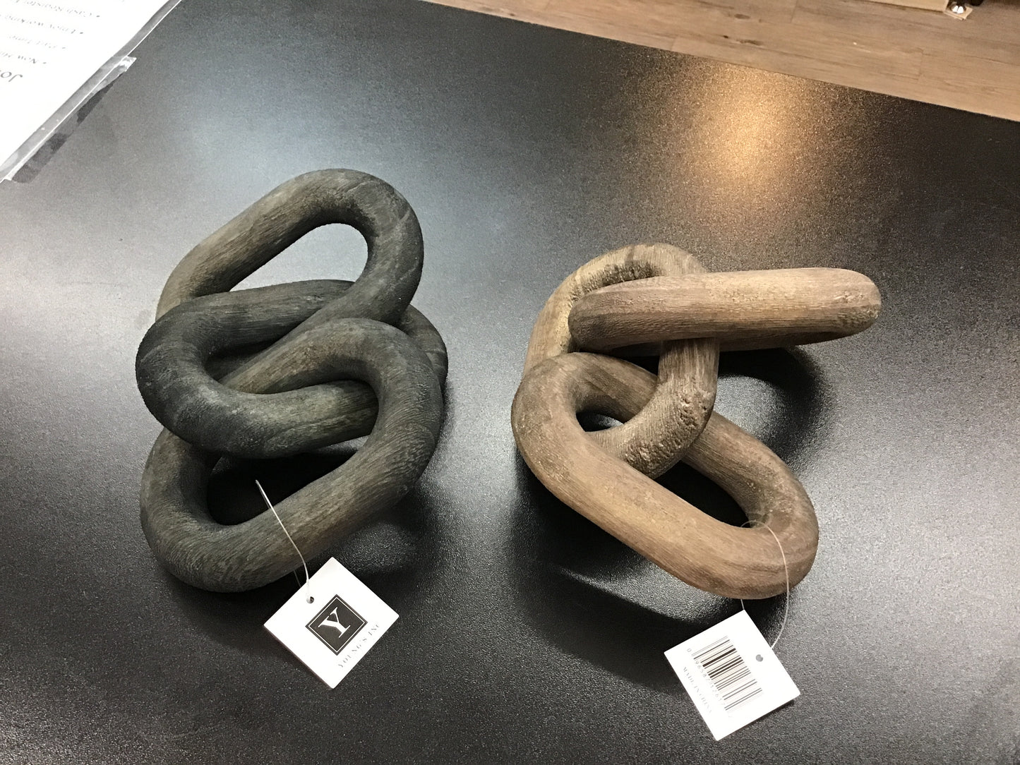 Wooden chain decor